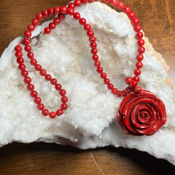 Coral Bead Necklace with Red Resin Rose Pendant 16” - Picture 2 of 7
